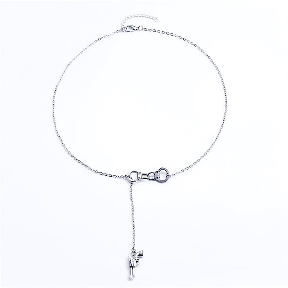 🔴𝟭𝟬/$𝟮𝟱🔴NEW Handcuffs & Gun Necklace - Picture 6 of 10
